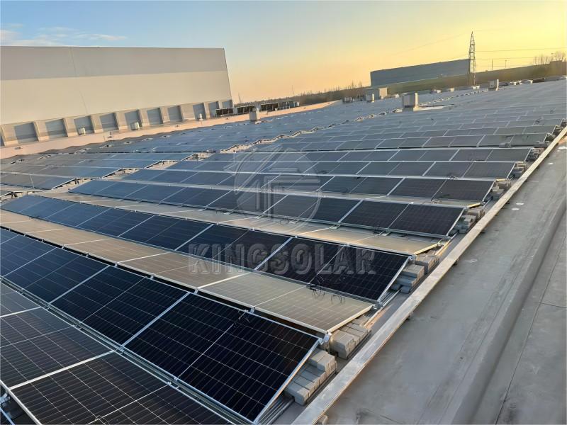 Système de montage photovoltaïque solaire lesté à matrice de toit plat de 1 MW